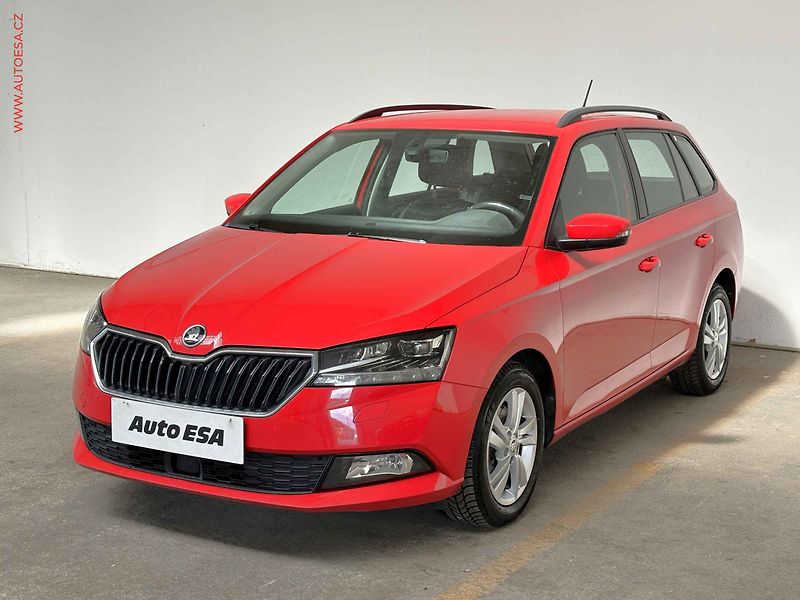 Škoda Fabia (2019) 1.0 TSI, ČR, LED, AC, temp - fotka 3 z 15