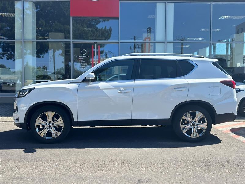 SsangYong Rexton 2,2 E-XDI  E-TRONIC G4 Premium - fotka 8 z 31