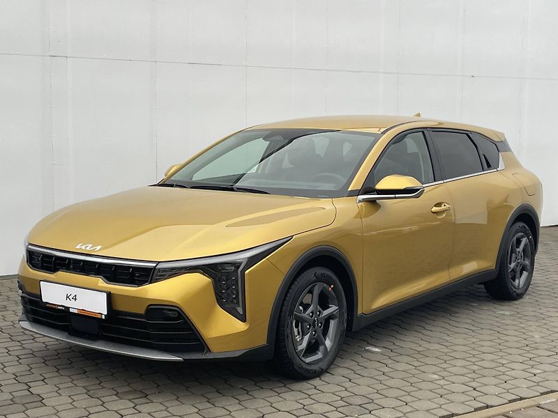 Kia K4 (2025) TOP 7DCT 1,6 T-GDi - fotka 1 z 6