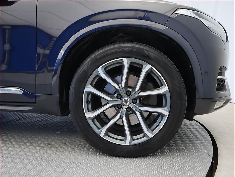 Volvo XC90 (2016) D5 AWD - fotka 15 z 28