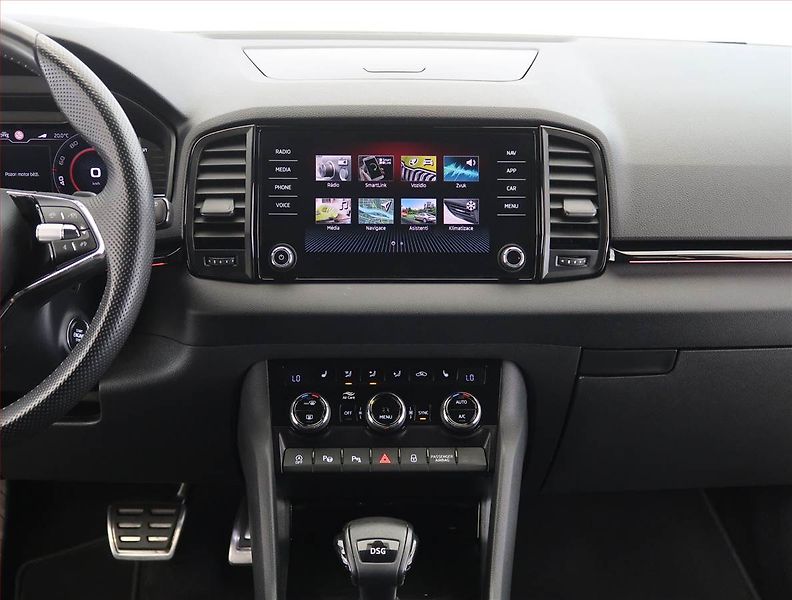 Škoda Karoq (2021) Sportline 1.5 TSI - fotka 12 z 28