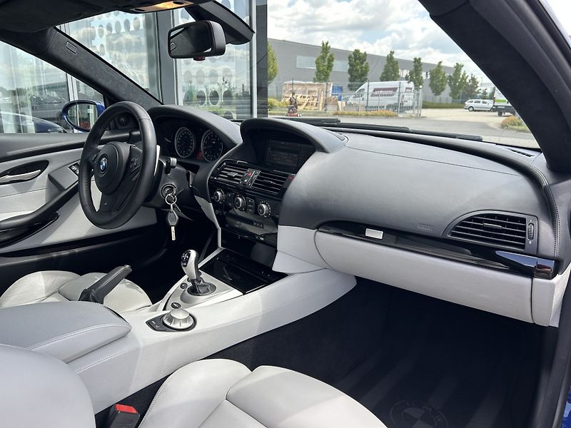 BMW M6 E63 V10 Coupe - fotka 14 z 35