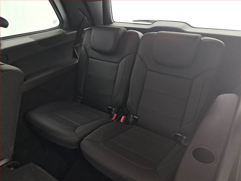 Mercedes-Benz GLS (2016) AMG line 350 d 4MATIC - fotka 22 z 22