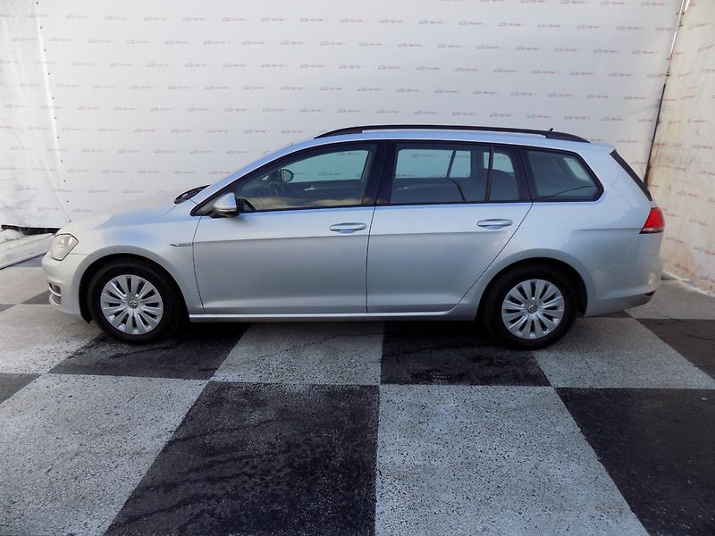 Volkswagen Golf (2016) 1.6TDI/1.Majitel/Klimatizace/ - fotka 4 z 44