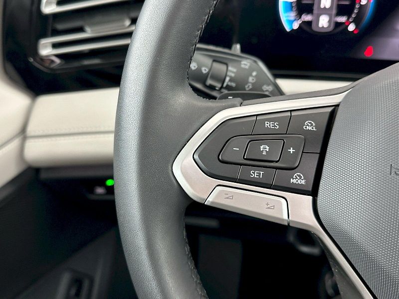 Volkswagen Tiguan (2025) Elegance 2.0 TDI 142kW 4Motion - fotka 35 z 44