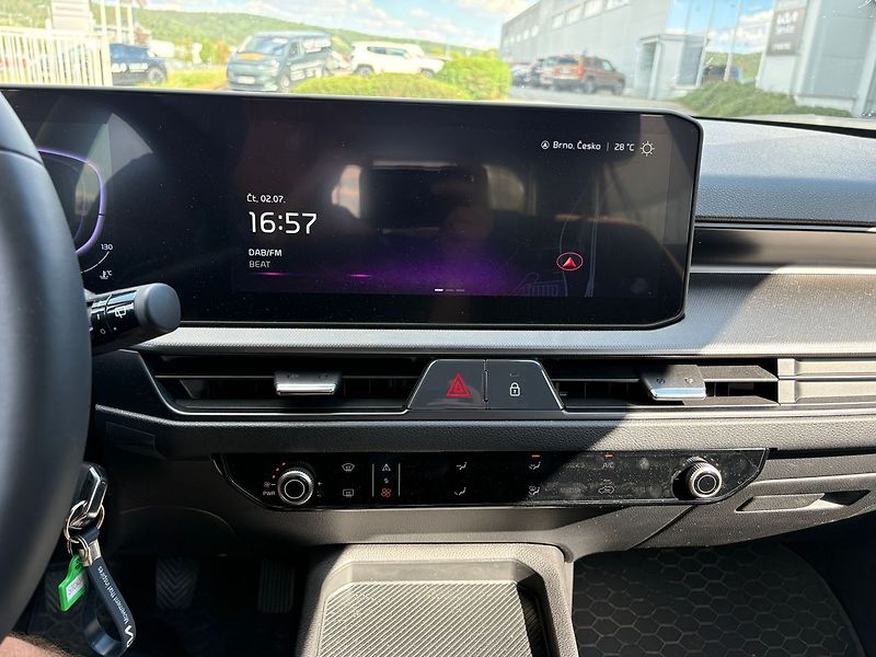 Kia Stonic (2025) 1,0 T-GDi GPF SPIN MY26 - fotka 16 z 18