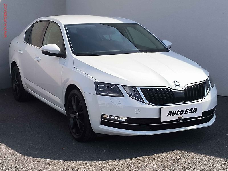 Škoda Octavia (2018) 1.4 TSI, 2.maj,ČR, Style, LED - fotografie inzerátu