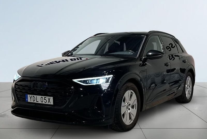 Audi Q8 e-tron 55 Q 360k Pano Tažné BLIS - fotka 1 z 22