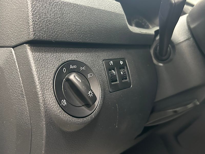 Volkswagen Caddy (2017) 1.4TGI Maxi Skříň | Záruka - fotka 14 z 49