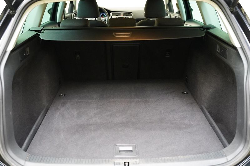 Volkswagen Golf - fotka 24 z 24