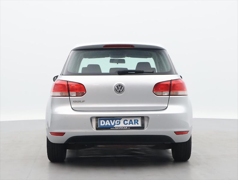 Volkswagen Golf 1,4 16V 59kW Klima Trendline - fotka 6 z 27
