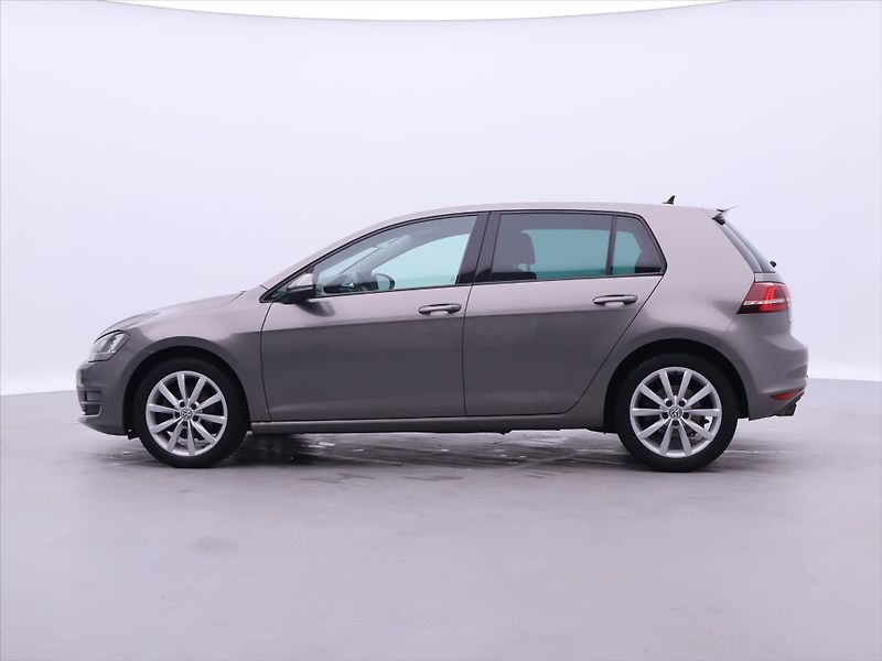 Volkswagen Golf 1,4 TSI 110kW Highline Navi - fotka 4 z 34