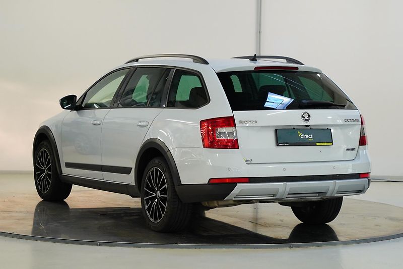 Škoda Octavia - fotka 7 z 28
