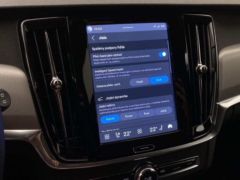 Volvo V90 T6 AWD RECHARGE DARK PLUS AUT - fotka 48 z 61