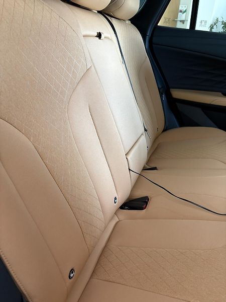 MG HS (2026) PHEV emotion - fotka 15 z 17