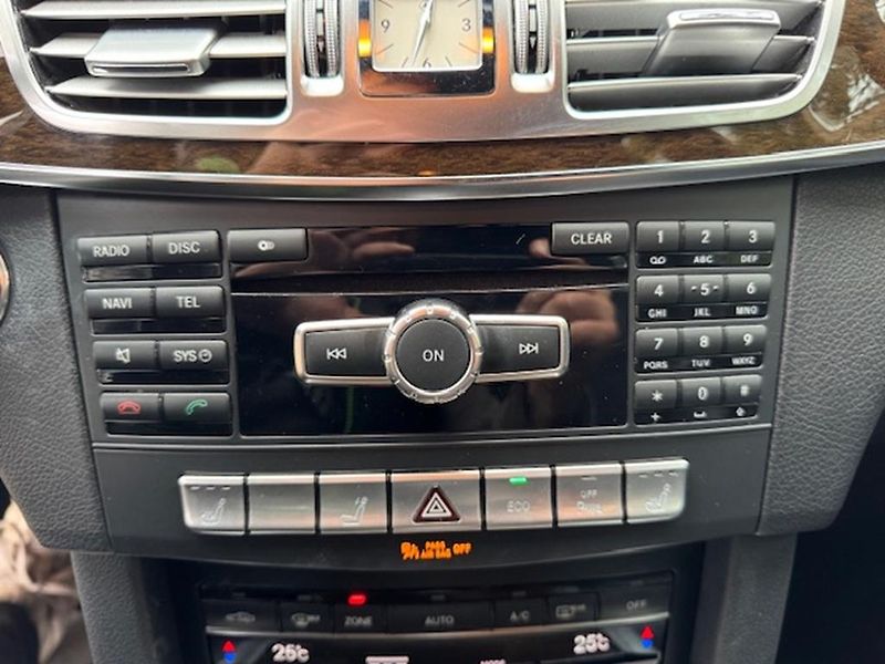 Mercedes-Benz Třídy E MB E 200 CDi kombi - fotka 27 z 35