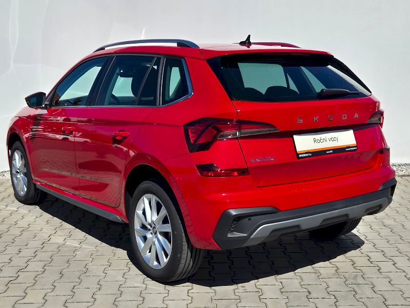 Škoda Kamiq (2025) Top Selection 1.0TSi 85kW 7° a - fotka 8 z 30