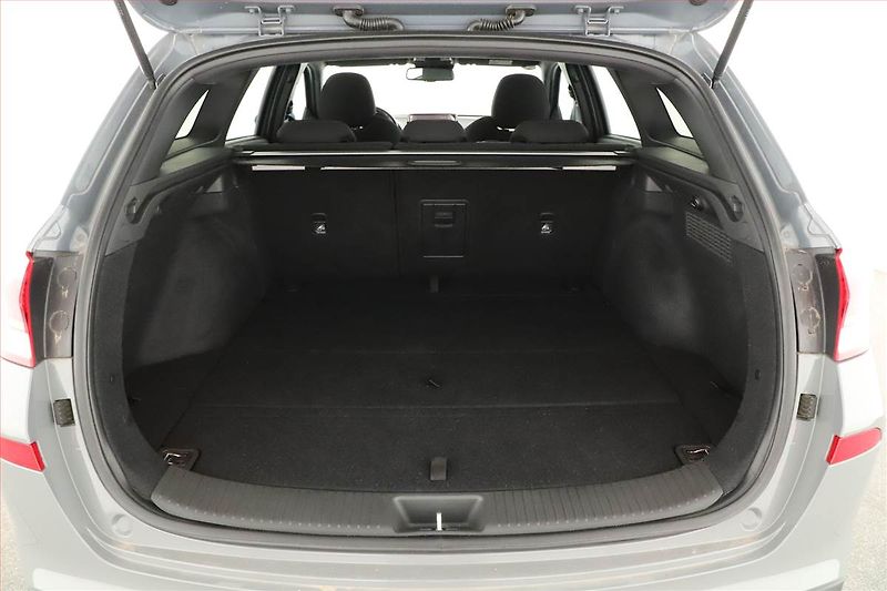 Hyundai i30 (2024) N-Line 1.0 T-GDI - fotka 19 z 20
