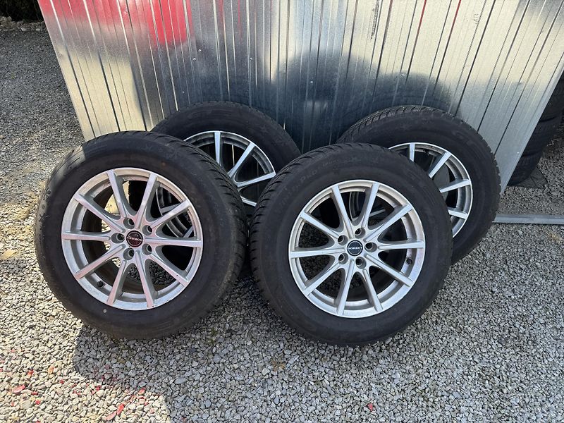 Honda CR-V (2010) 2.0i-VTEC,110KW,4x4,2SADY KOL - fotka 33 z 45