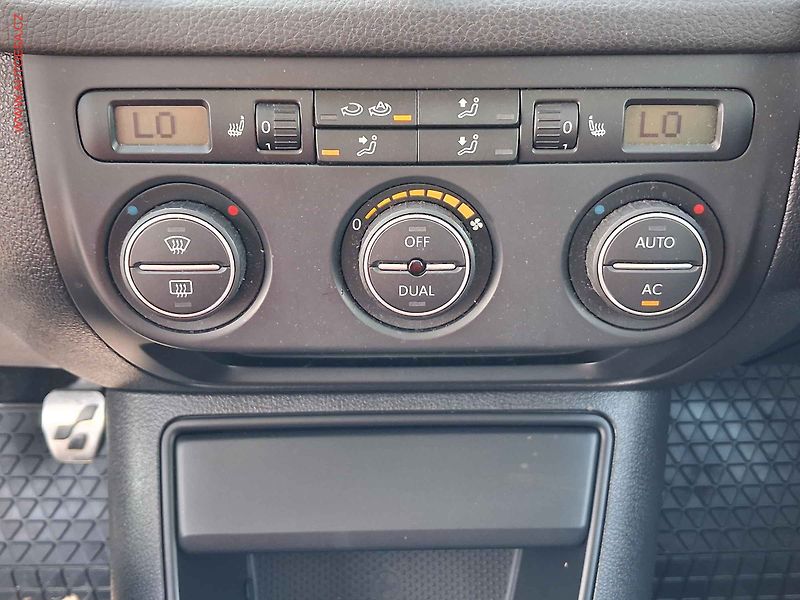 Volkswagen Tiguan (2009) 2.0TDi 4x4, Bixen, panor - fotka 16 z 22