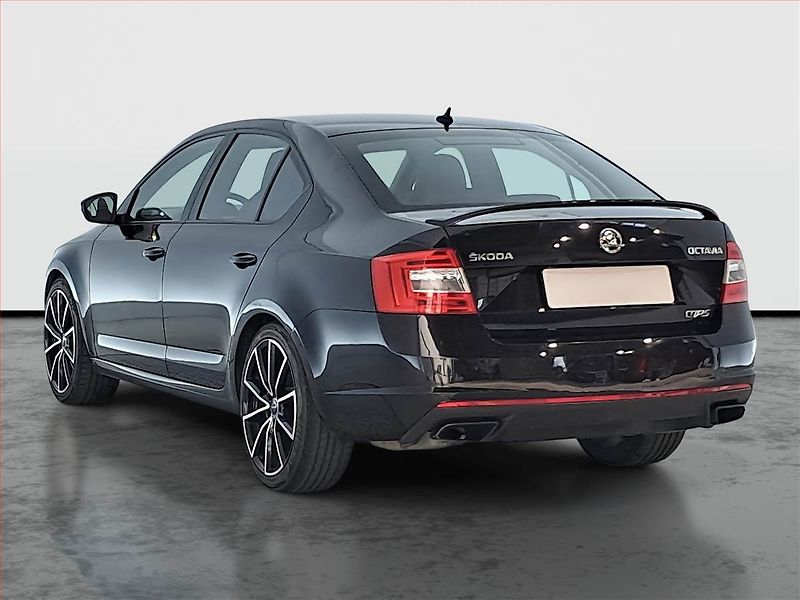 Škoda Octavia (2016) RS 230 2.0 TSI, Navi - fotka 4 z 21