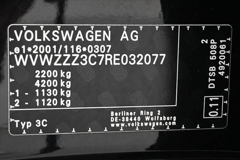 Volkswagen Passat 2,0 TDI 110 kW DSG Business Zá - fotka 12 z 32