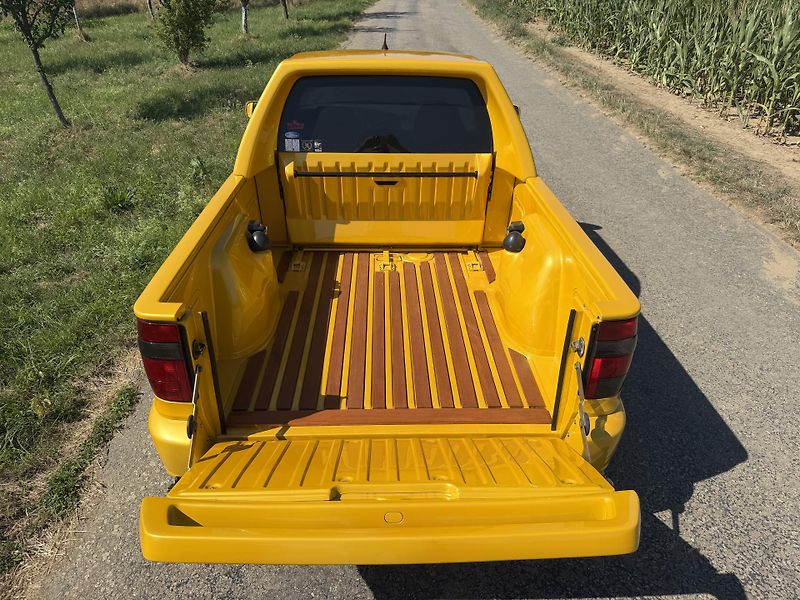 Škoda Felicia (2000) FUN 1,6MPI KOMPLETNÍ RENOVACE - fotka 32 z 83