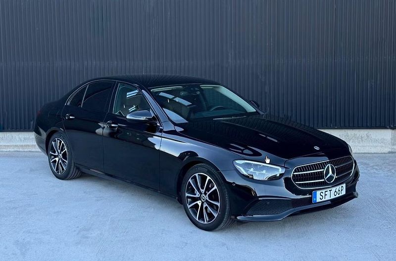 Mercedes-Benz Třídy E 220 d Avantgarde Kamera  - fotka 3 z 19
