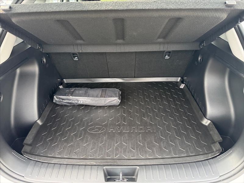 Hyundai Kona 1,6 TGDi DCT Smart - fotka 11 z 24