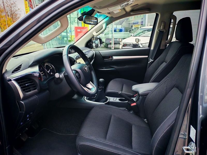 Toyota Hilux Arctic Trucks AT 35 - fotka 15 z 24