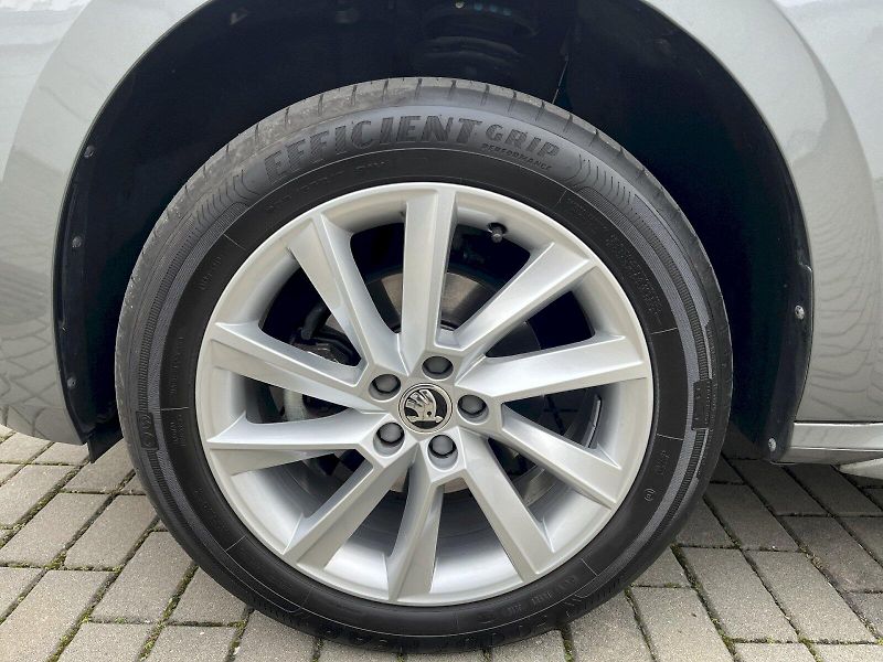 Škoda Kamiq (2024) 1,0TSI 85KW DSG TOP SELECTION - fotka 14 z 23