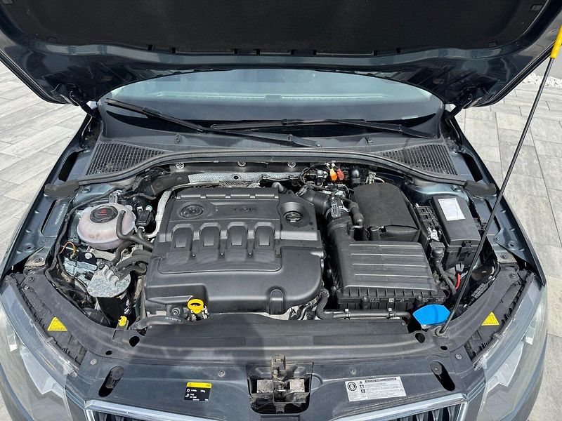 Škoda Octavia (2015) Ambition 1.6 TDI - fotka 29 z 30