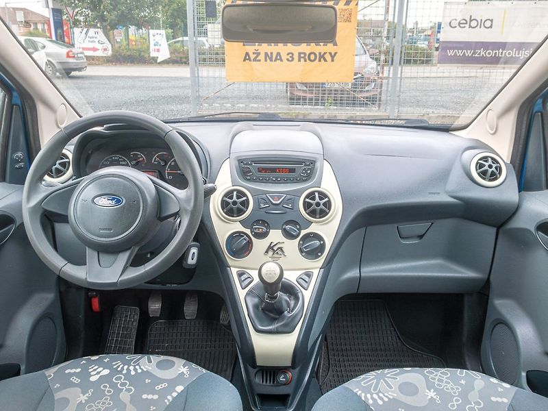 Ford Ka (2010) 1.2i 51KW – KLIMATIZACE - fotka 11 z 37