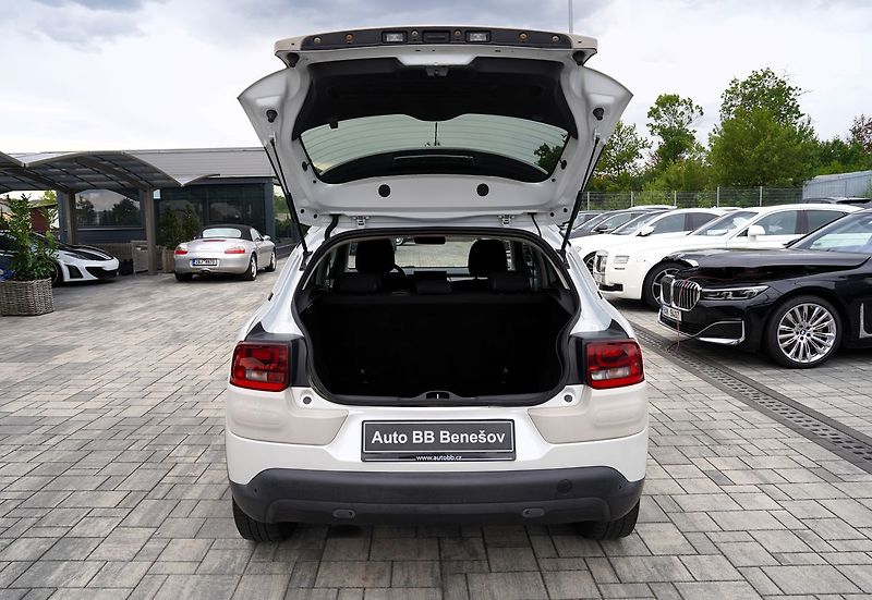 Citroën C4 1.6 BlueHDi, automat/Al./klima - fotka 11 z 36