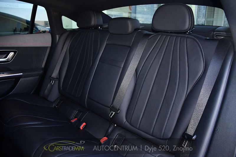 Mercedes-Benz EQE 350 AMG 4MATIC PANORAMA  - fotka 14 z 55