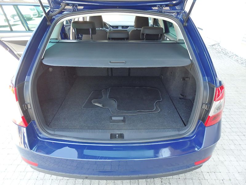 Škoda Octavia 2.0TDI NAVIGACE, ZÁVĚS, DSG - fotka 8 z 18