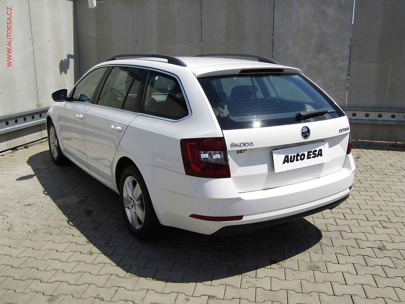 Škoda Octavia (2019) 1.0 TSi, ČR, Style - fotka 6 z 19