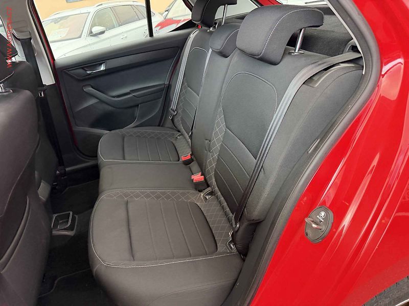 Škoda Fabia (2017) 1.2 TSI, 1.maj,ČR, AC, park - fotka 10 z 17