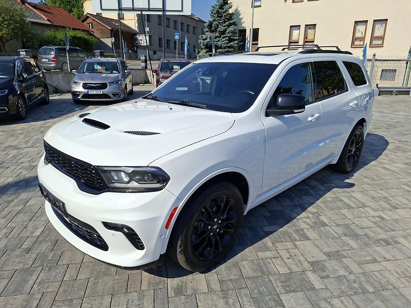 Dodge Durango (2023) 5,7L V8 4x4, Max výbava, tažné - fotka 3 z 35