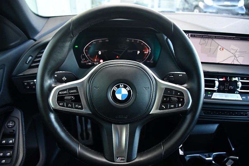 BMW Řada 2 218d M-SPORT 1M ČR - fotka 24 z 42