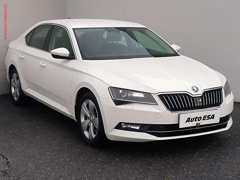 Škoda Superb (2017) 2.0 TDi, ČR, Ambition, DSG - fotografie inzerátu