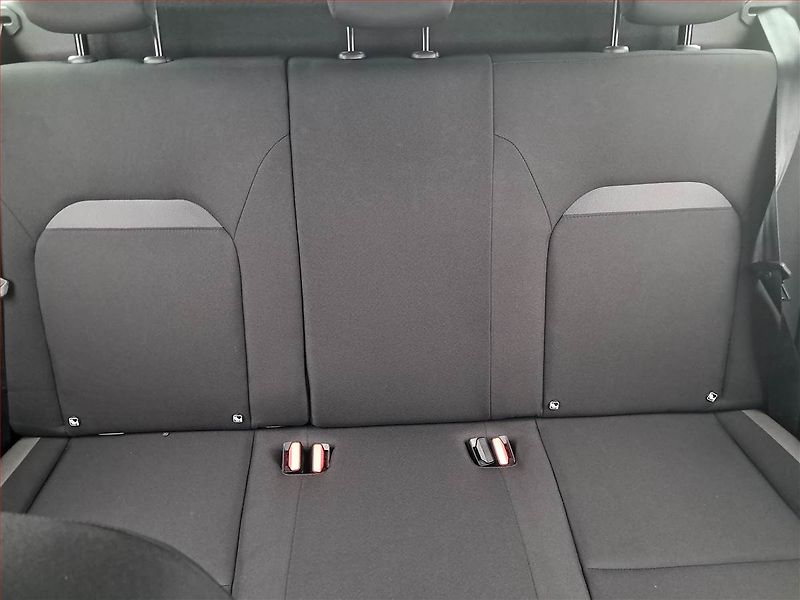 Dacia Duster (2018) 1.5 dCi, 4X4, Serv.kniha - fotka 10 z 16