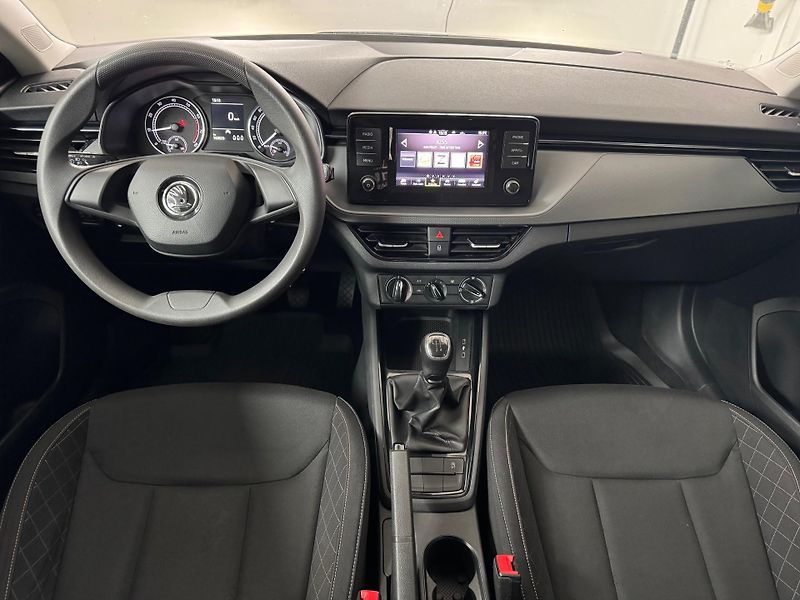 Škoda Scala (2022) 1.0 TSI 70kw Ambition - CZ - fotka 10 z 19