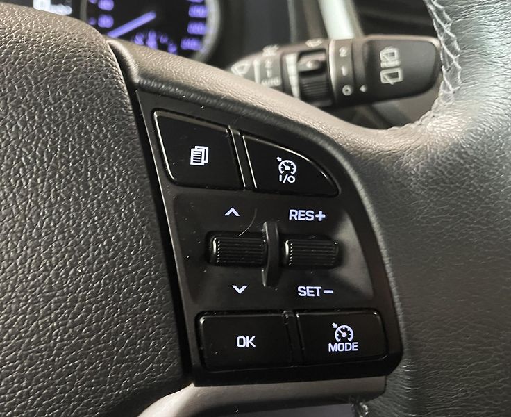 Hyundai Tucson 2.0 CRDi, PREMIUM - REZERVACE - fotka 18 z 29