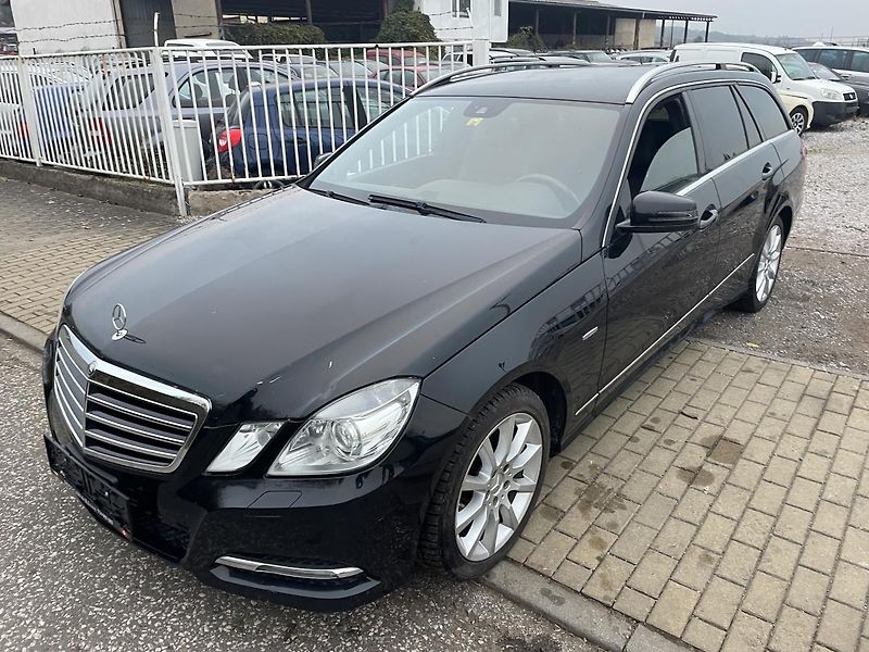 Mercedes-Benz Třídy E (2011) 250cdi T 4M 150kw - fotka 14 z 49