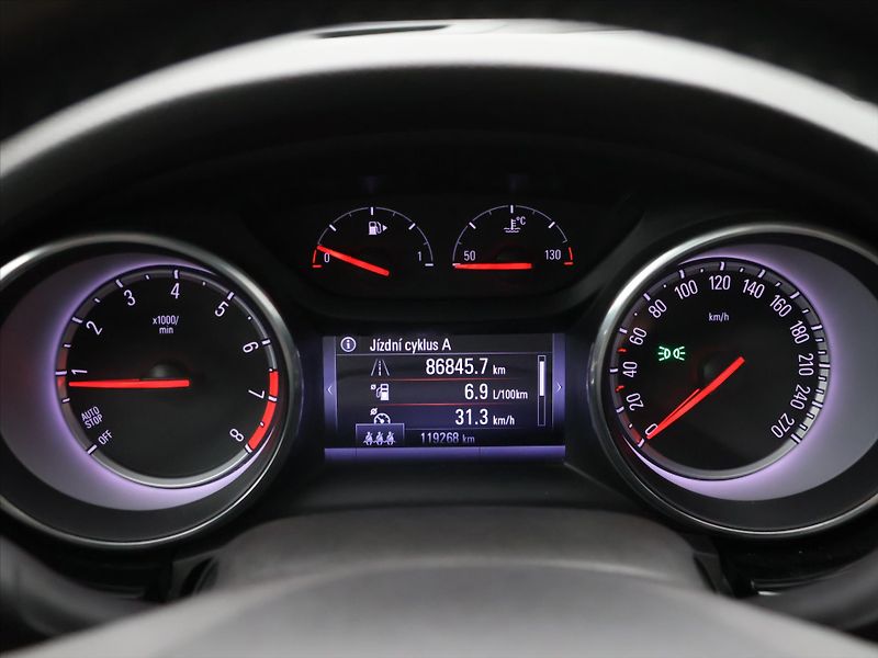 Opel Astra 1,4 T 92kW Serv.Kniha Aut.klim - fotka 17 z 30