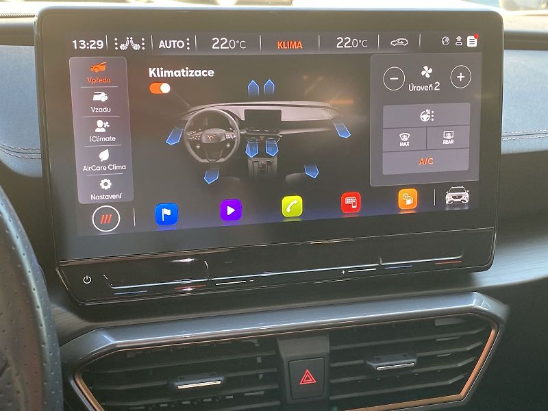 Cupra Formentor (2024) 1.5 TSI DSG - fotka 18 z 35