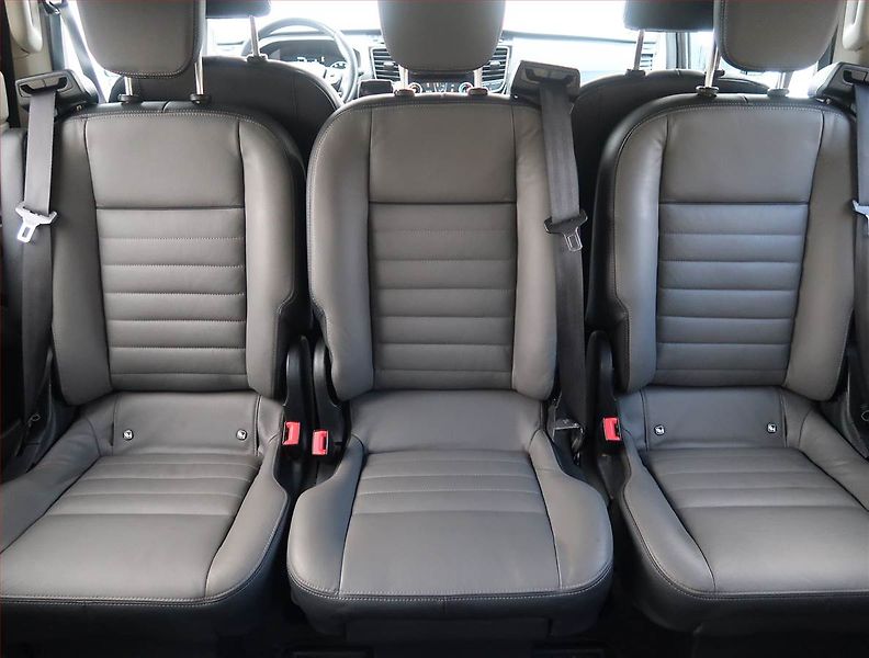 Ford Tourneo Custom (2019) Titanium 2.0 EcoBlue, ČR, 1Maj - fotka 20 z 24