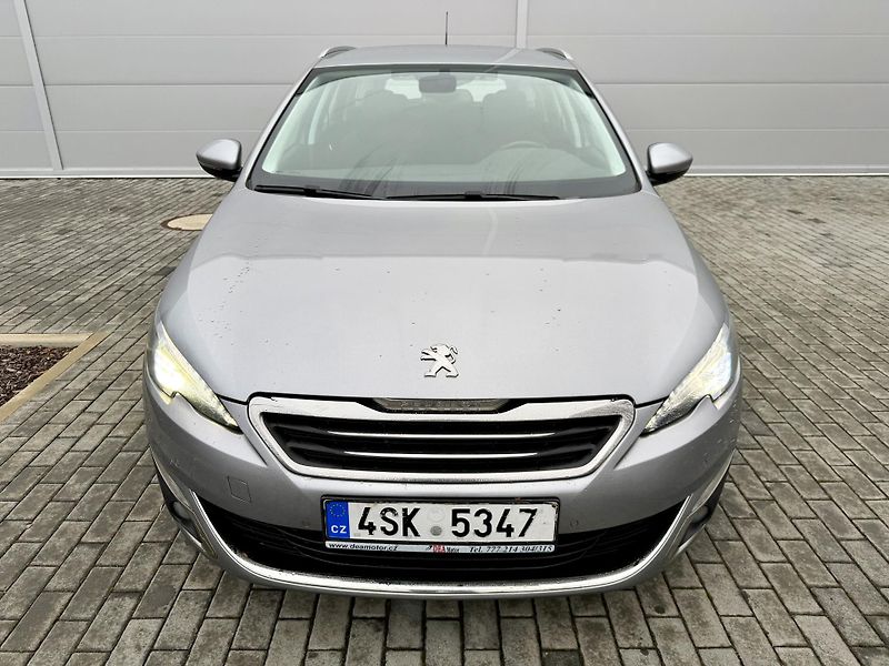 Peugeot 308 (2016) 1.6 BLUE HDI ALLURE KOUP. ČR - fotka 2 z 19