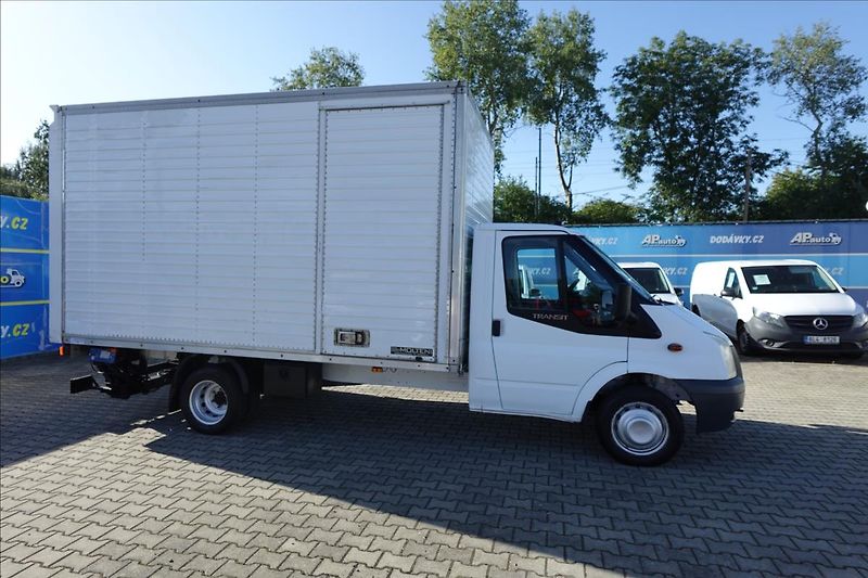 Ford Transit 2,4 TDCi  SKŘÍŇ ČELO - fotka 8 z 28